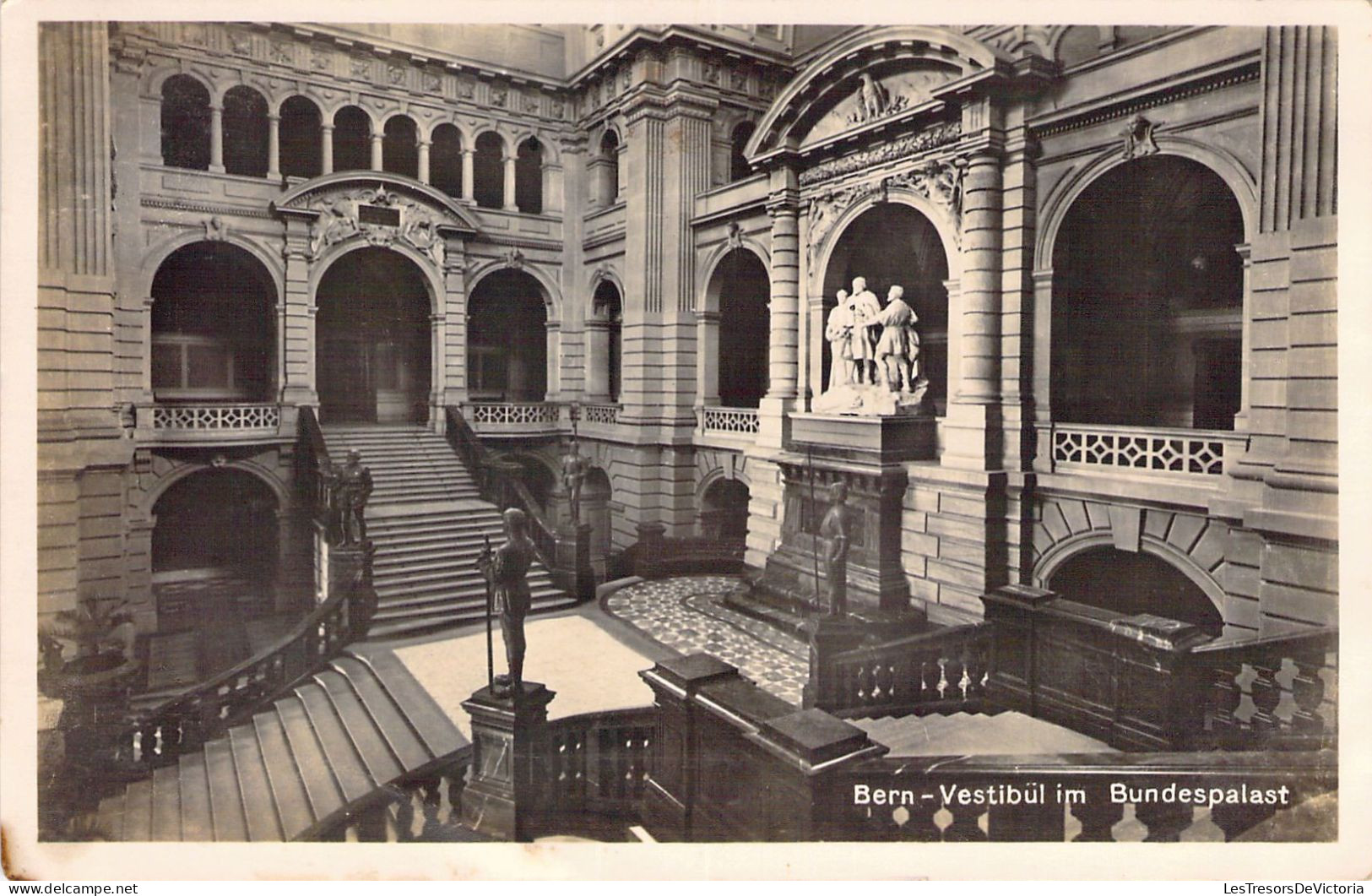 SUISSE - Berne - Palais Fédéral - Vestibule - Carte Postale Ancienne - Berne