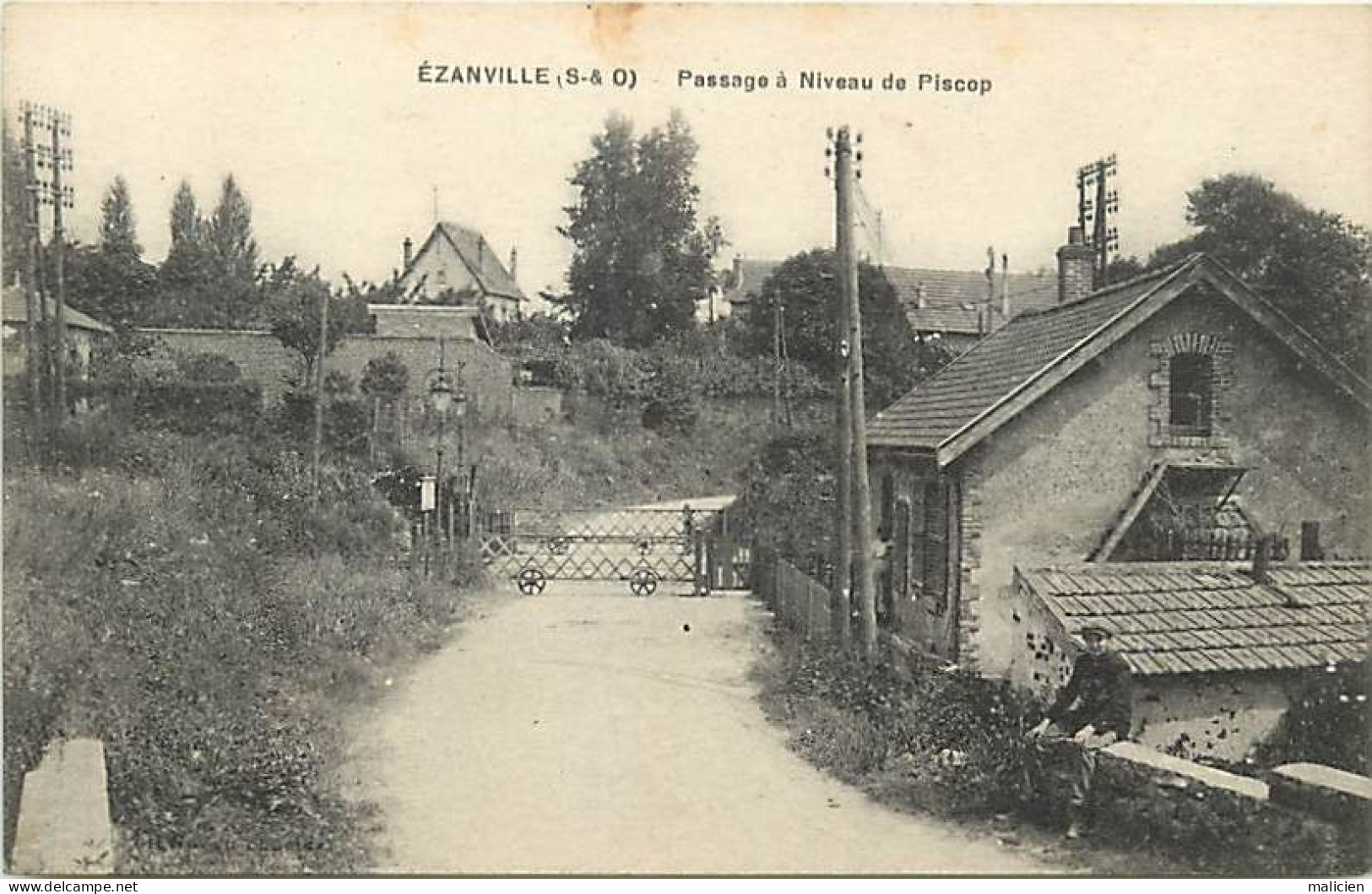 Dpts Div- Ref-BH644- Val D Oise - Ezanville - Passage à Niveau De Piscop - Passages à Niveau - Ligne De Chemin De Fer - - Ezanville