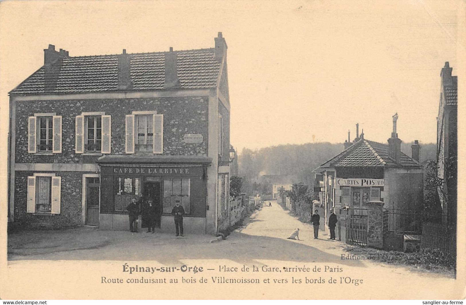 CPA 91 EPINAY SUR ORGE / PLACE DE LA GARE / MARCHAND DE CARTES POSTALES / CAFE DE L'ARRIVEE - Epinay-sur-Orge