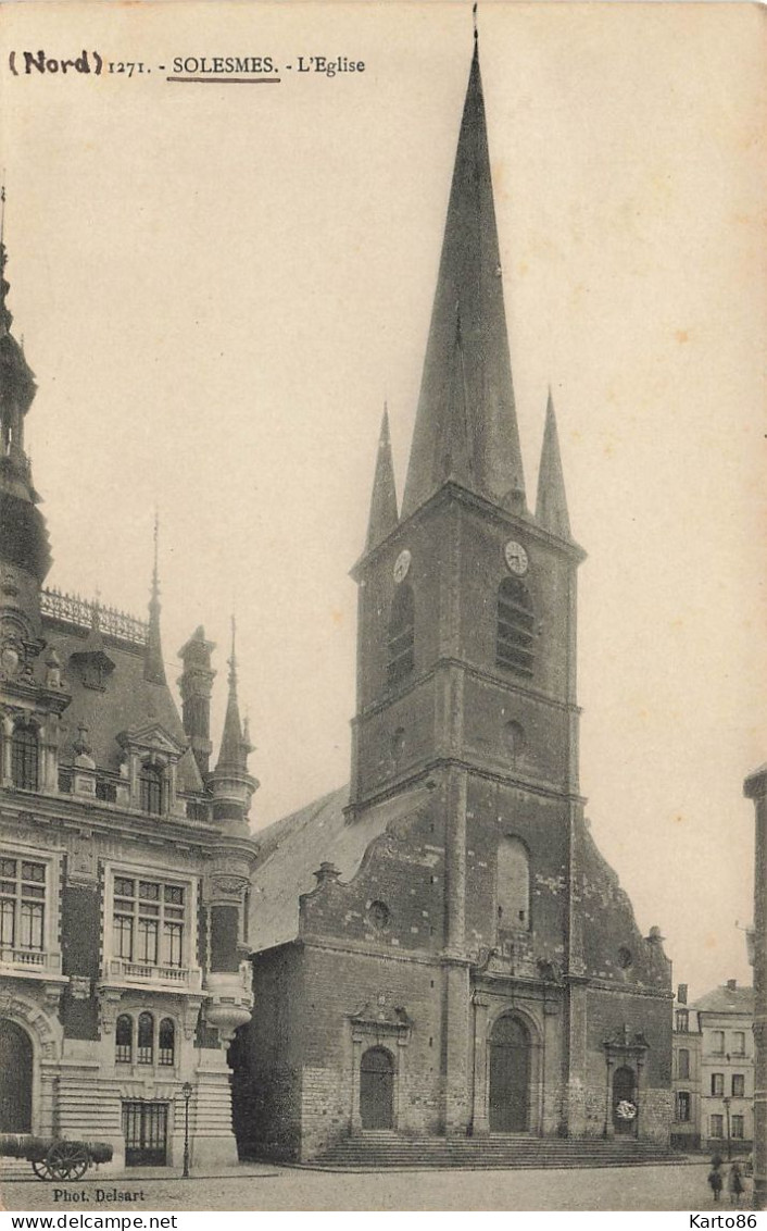 Solesmes * La Place De L'église - Solesmes