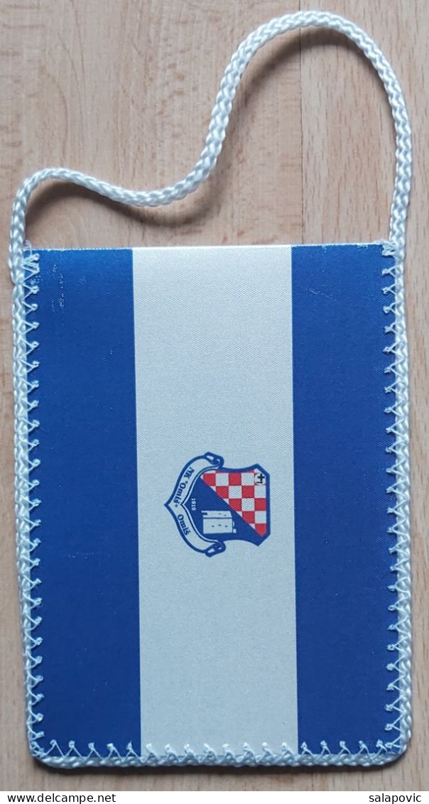 NK Omis Croatia Football CLUB Soccer Fussball Calcio Futbol Futebol PENNANT, SPORTS FLAG ZS 4/8 - Habillement, Souvenirs & Autres