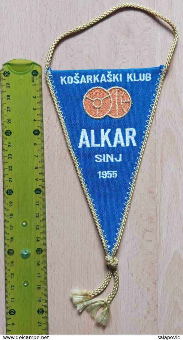 ALKAR SINJ Croatia BASKETBALL CLUB PENNANT, SPORTS FLAG ZS 4/8 - Uniformes, Recordatorios & Misc