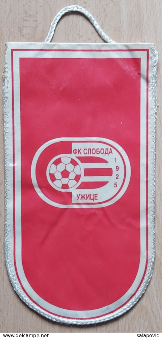 FK Sloboda Uzice, Serbia Football CLUB PENNANT, SPORTS FLAG ZS 4/9 - Uniformes Recordatorios & Misc