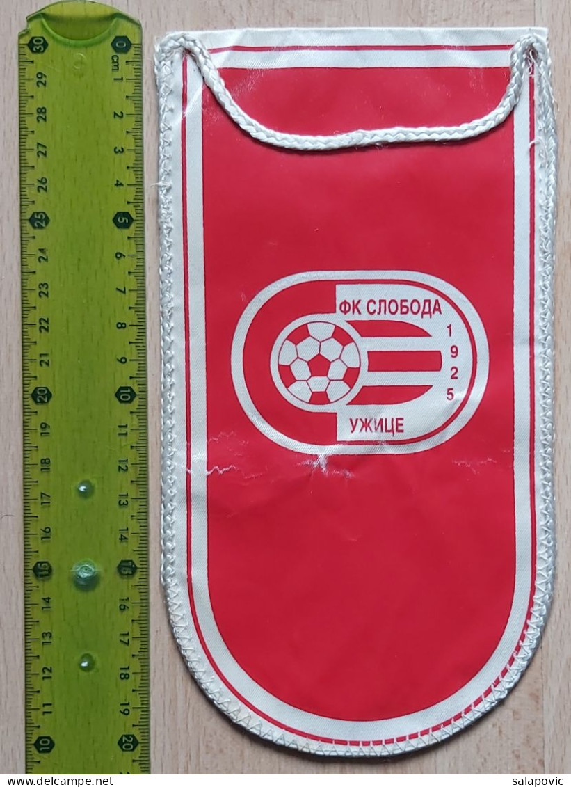 FK Sloboda Uzice, Serbia Football CLUB PENNANT, SPORTS FLAG ZS 4/9 - Kleding, Souvenirs & Andere