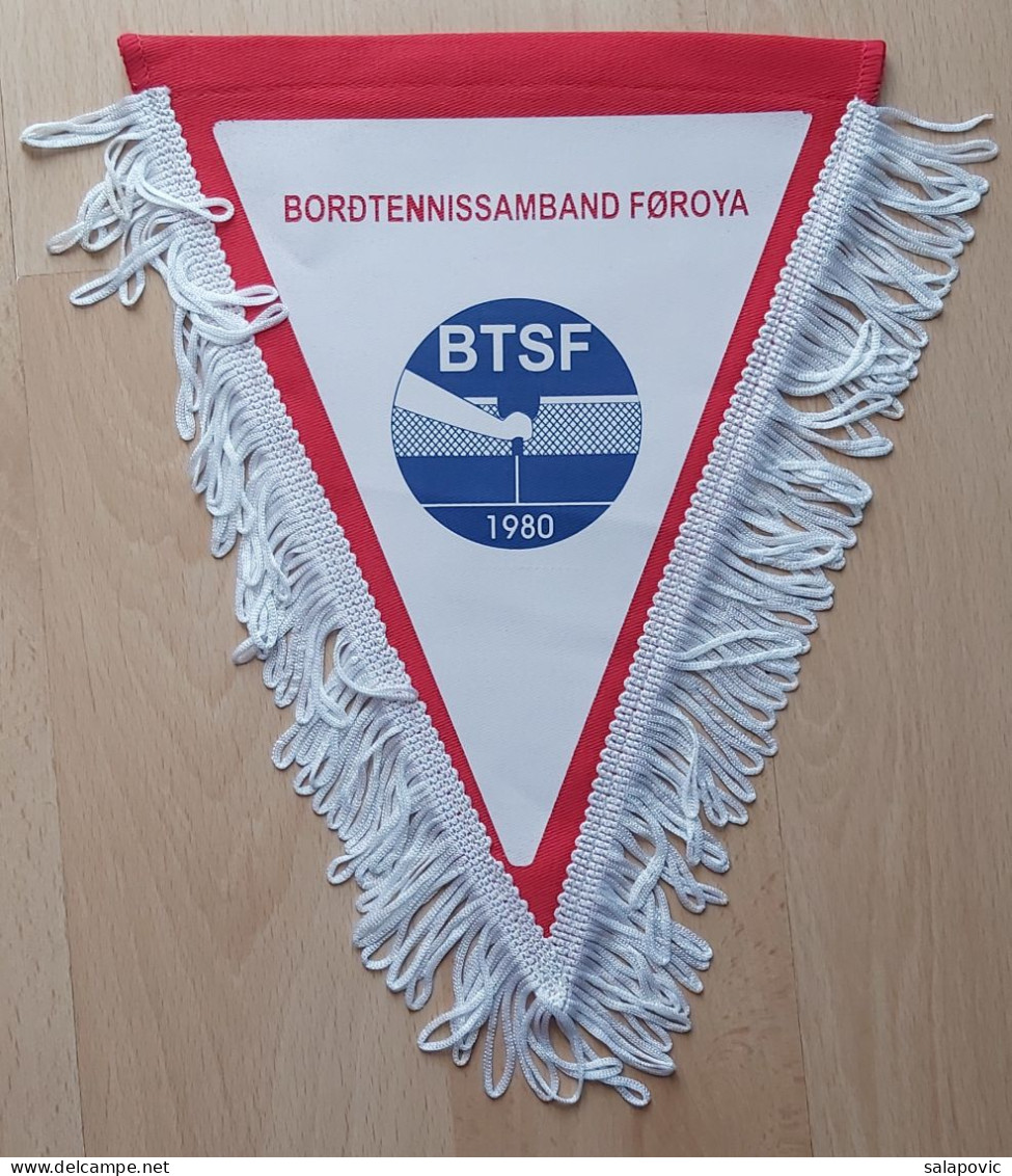 BTSF Borðtennissamband Føroya Club Faroe Islands Table Tennis Association PENNANT, SPORTS FLAG ZS 4/11 - Tennis Tavolo