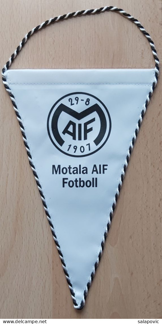 Motala AIF Sweden Football Soccer Club Fussball Calcio Futbol Futebol PENNANT, SPORTS FLAG ZS 4/12 - Habillement, Souvenirs & Autres