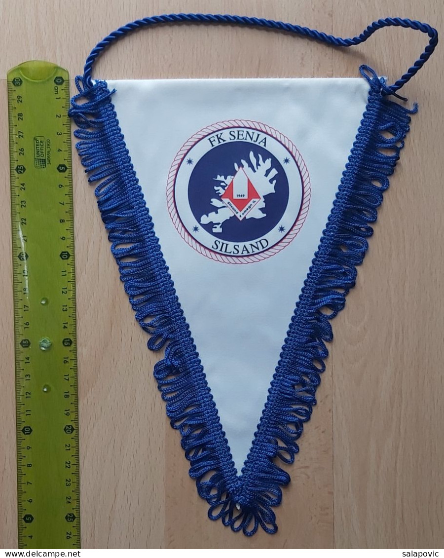 FK Senja Norway Football Soccer Club Fussball Calcio Futbol Futebol PENNANT, SPORTS FLAG ZS 4/13 - Habillement, Souvenirs & Autres