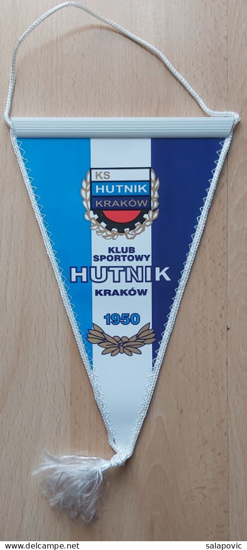 KS Hutnik Kraków Poland Football Soccer Club Fussball Calcio Futbol Futebol PENNANT, SPORTS FLAG ZS 4/13 - Habillement, Souvenirs & Autres