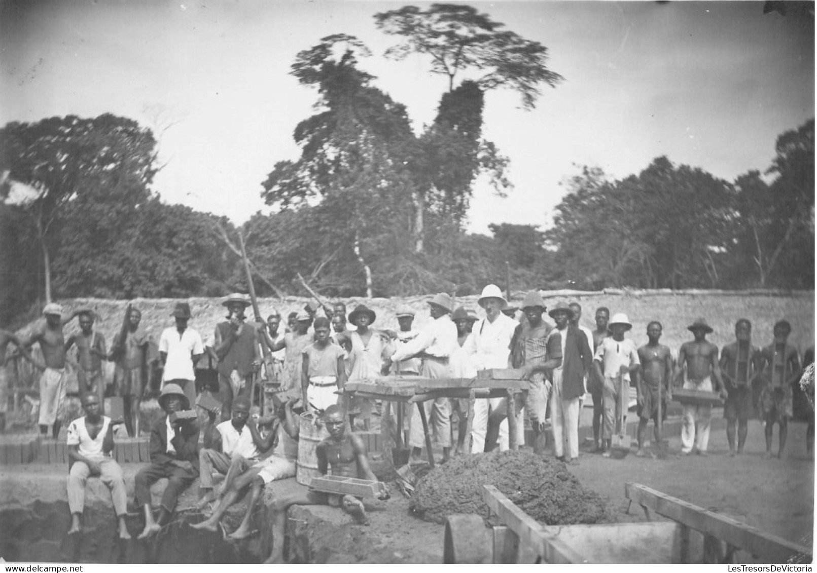 Photographie Originale - Congo Belge - Briqueterie C. Lommen - Briquetiers - Afrique