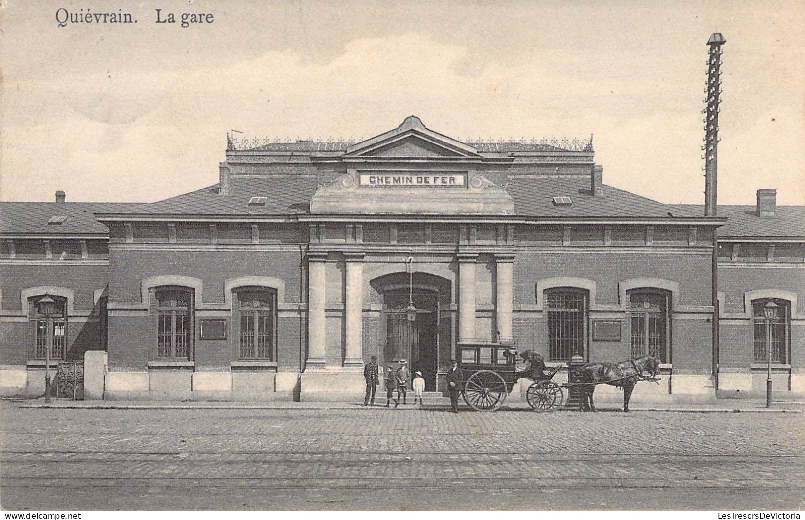 Belgique - Quiévrain - La Gare - Animé - Attelage - Chemin De Fer - Carte Postale Ancienne - Mons