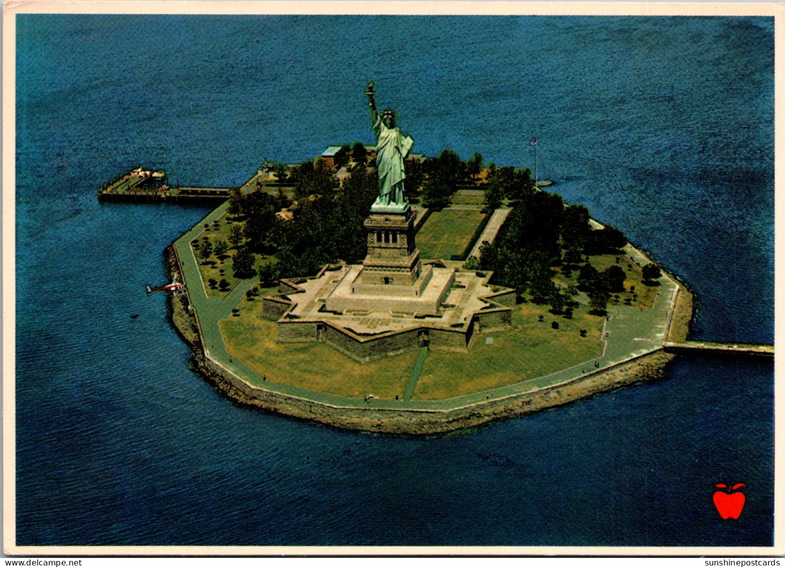 New York City Aerial View Statue Of Liberty - Estatua De La Libertad