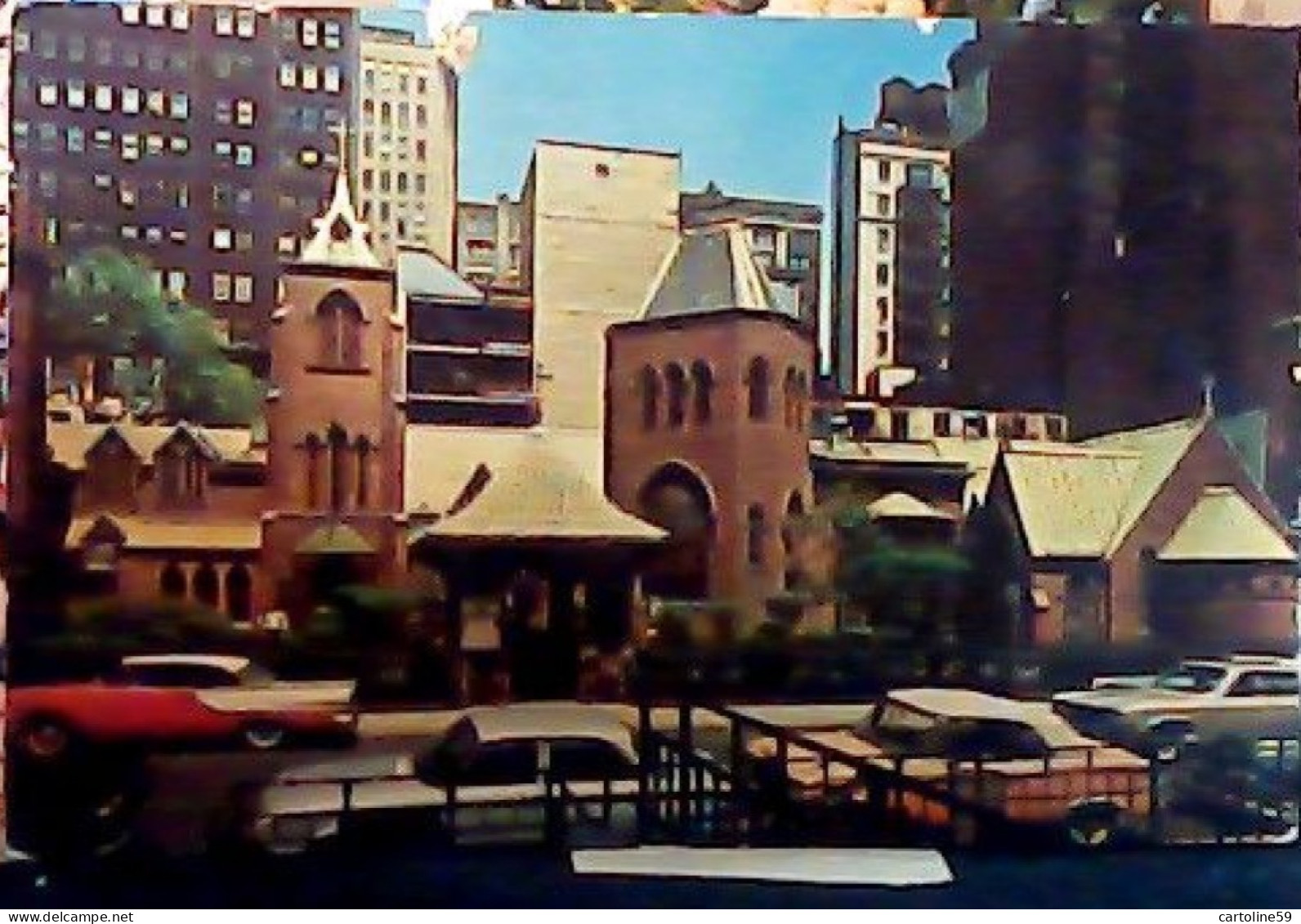 USA NEW YORK LITTLE CHURCH PROTESTANT AROUND THE CORNER AUTO CAR  V1960 JH9569 - Églises