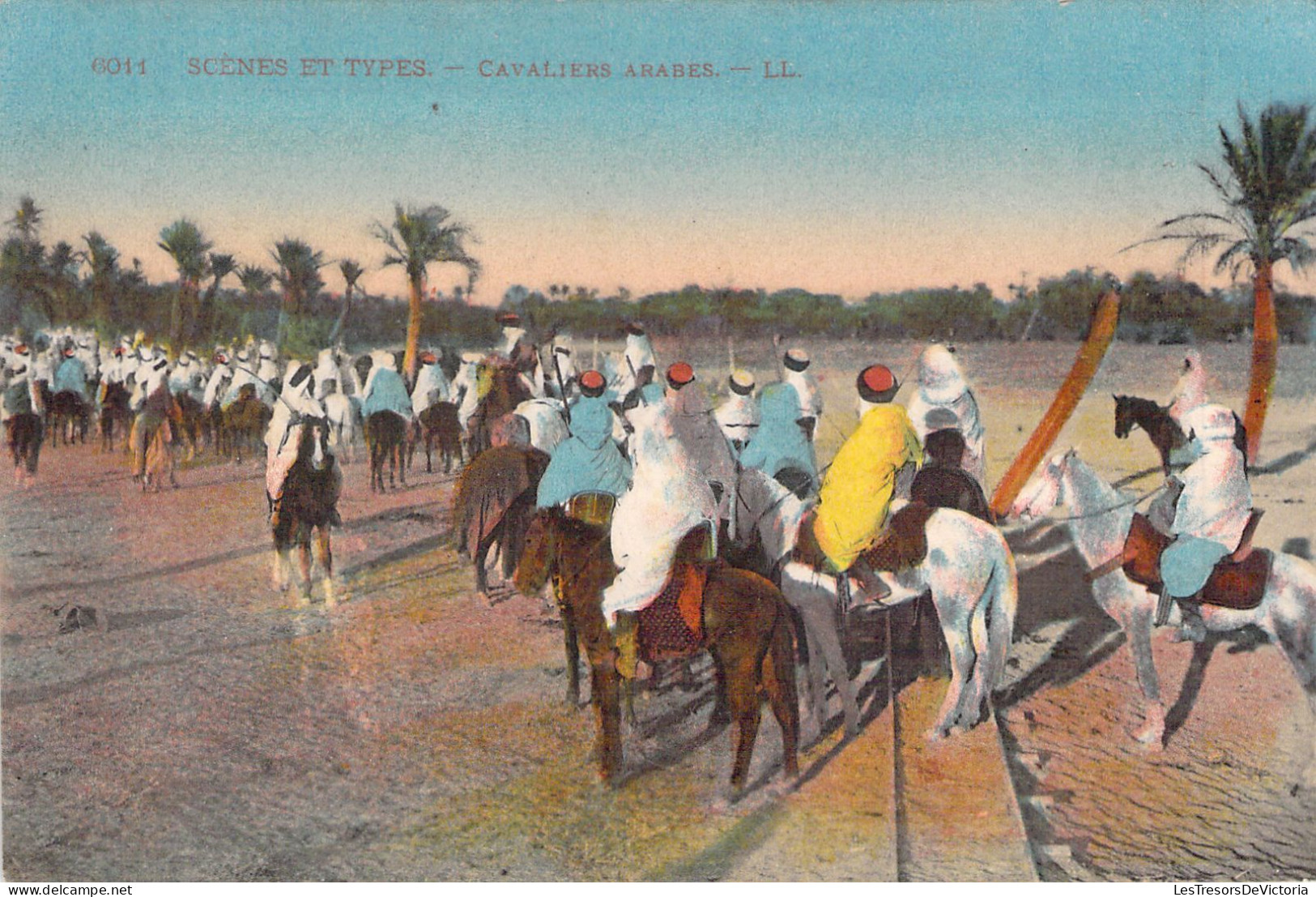 ALGERIE - SCENES ET TYPES - Cavaliers Arabes - Carte Postale Ancienne - Szenen