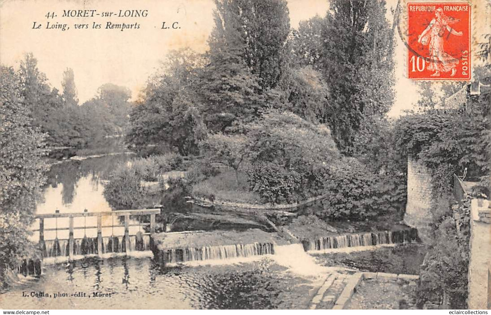 Moret Sur Loing           77         Le Loing Vers Les Remparts. Barrage        N° 44    (voir Scan) - Moret Sur Loing