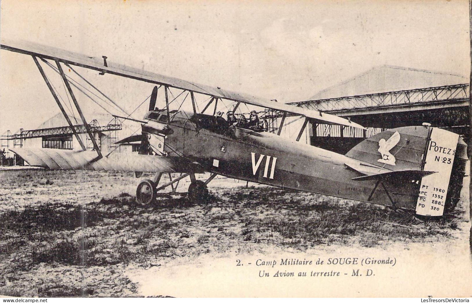 ENTRE GUERRES - Camp Militaire De SOUGE - Un Avion Au Terrestre - M D  - Carte Postale Ancienne - 1919-1938: Between Wars