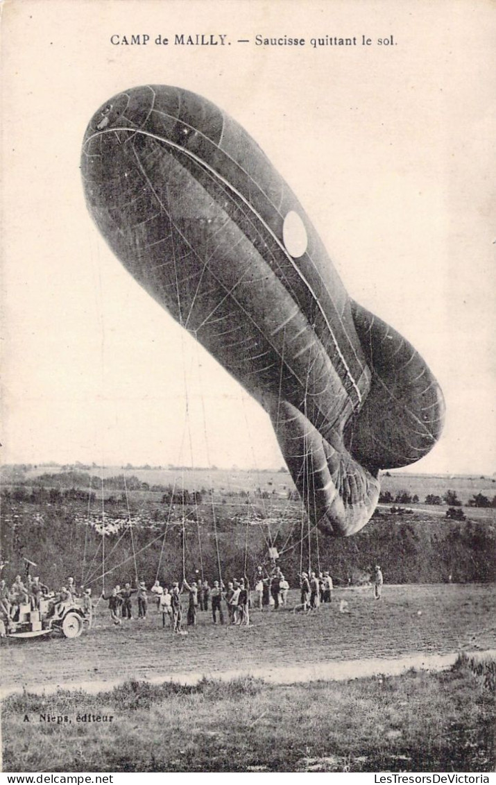 MILITARIA - Le Camp De MAILLY - Saucisse Quittant Le Sol - Carte Postale Ancienne - Kazerne