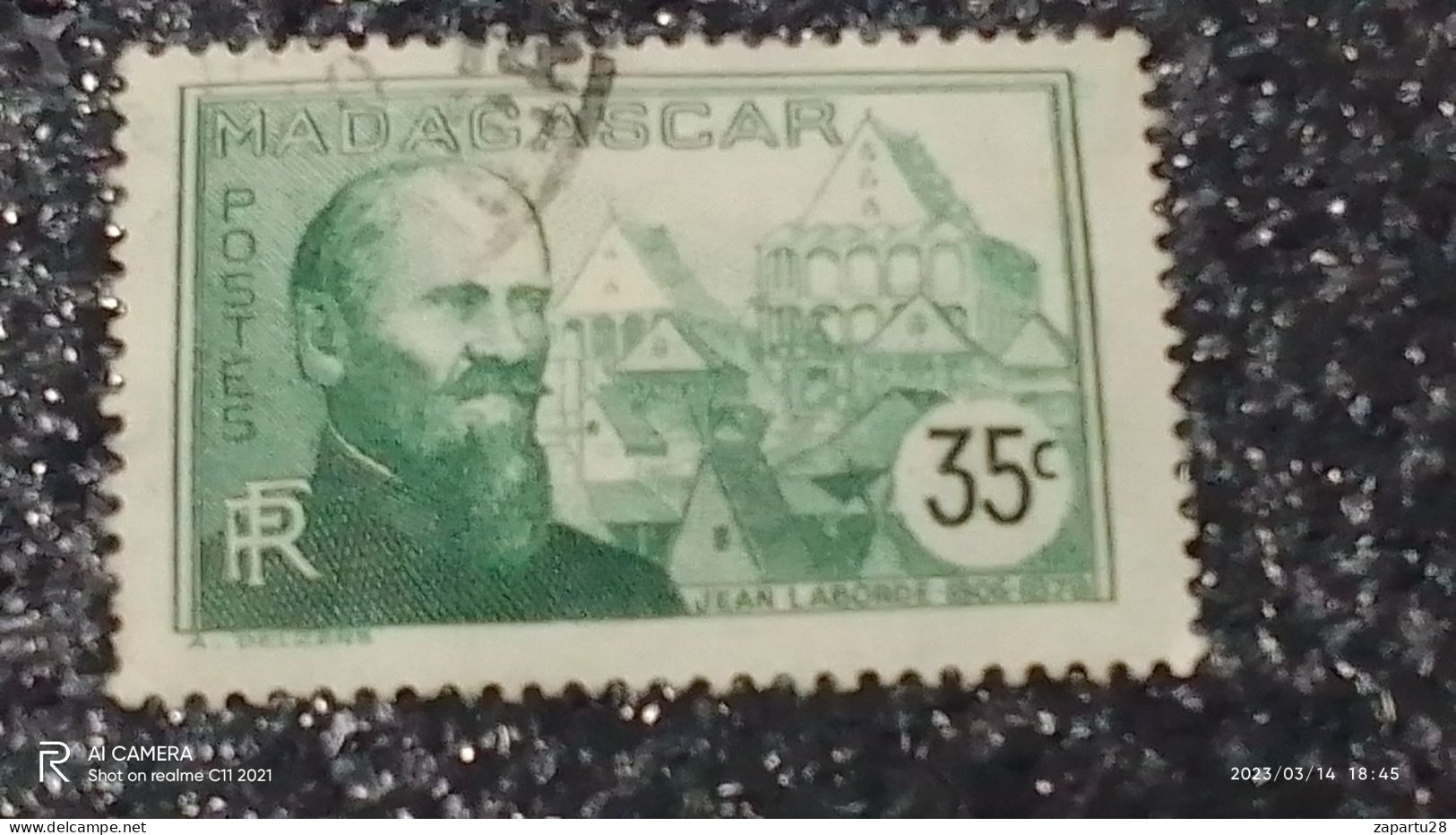 MADAGASKAR---  -1930-40-     35C.   USED- - Used Stamps