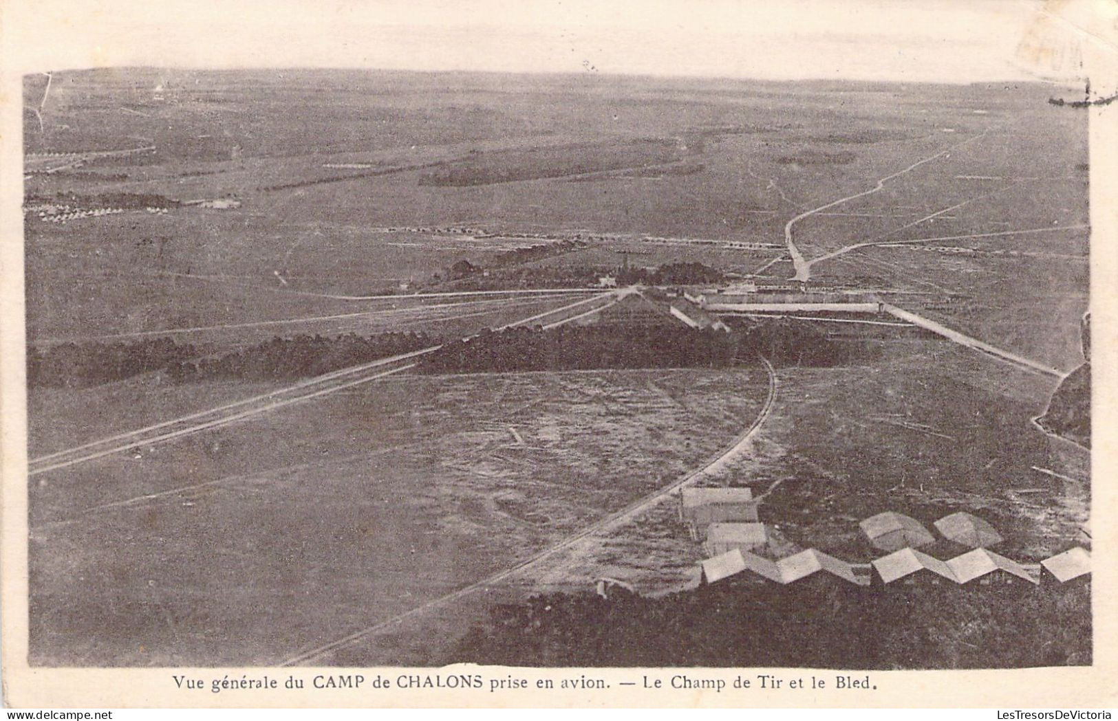 CASERNES - Vue Générale Du Camp De Chalons Prise En Avion - Le Champ De Tir Et Le Bled - Carte Postale Ancienne - Casernas