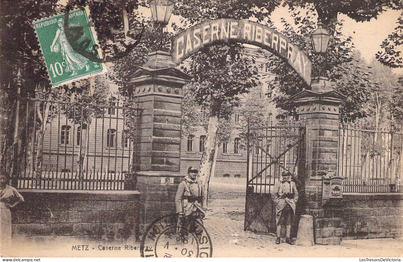 CASERNES - METZ - Caserne Riberpray - Carte Postale Ancienne - Kasernen