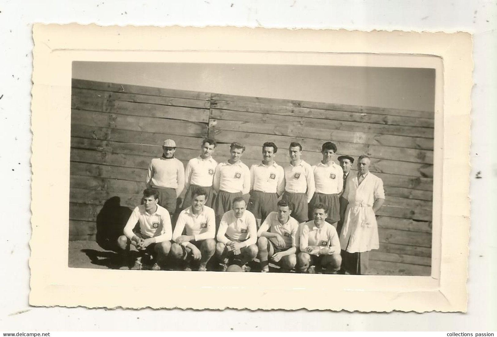 Photographie H. Equinet, 125 X 85 Mm,  CHATELLERAULT  , 110 X 85 Mm,  Sports , équipe De Football, 1953 - Sporten