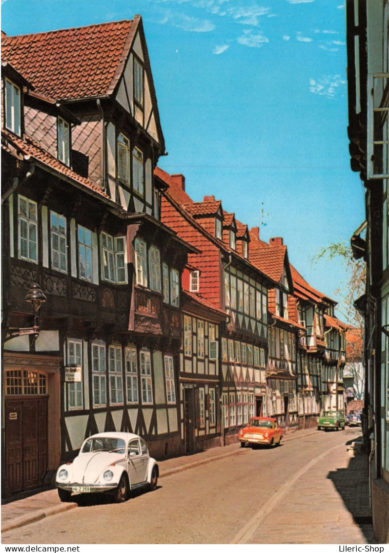 AUTOMOBILES - HILDESHEIM  - VOLKSWAGEN Cox Coccinelle  - FORD Taunus CPM 1977 - Toerisme