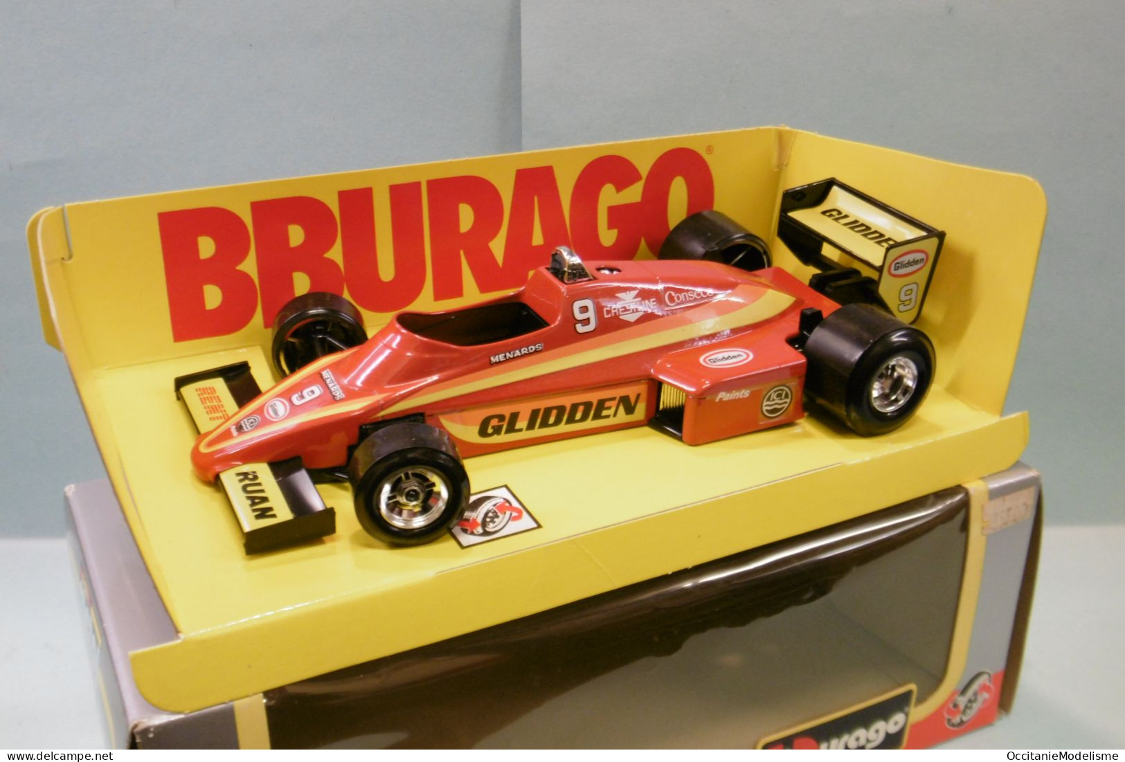 Bburago - FORMULA USA Formule 1 Glidden Rouge #9 Burago Réf. 6110 BO 1/24 - Burago