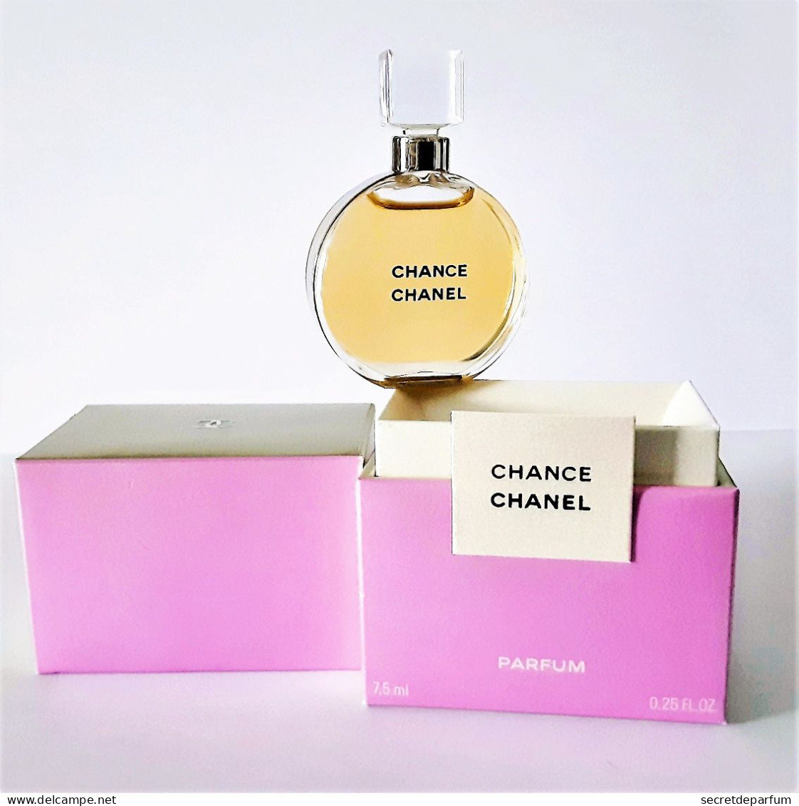 Flacon De PARFUM CHANEL CHANCE    Parfum   7.5 Ml   De CHANEL Neuf + Boite - Donna