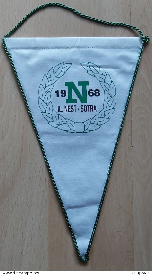 Nest-Sotra Fotball Norway Football Club  PENNANT, SPORTS FLAG ZS 4/17 - Bekleidung, Souvenirs Und Sonstige