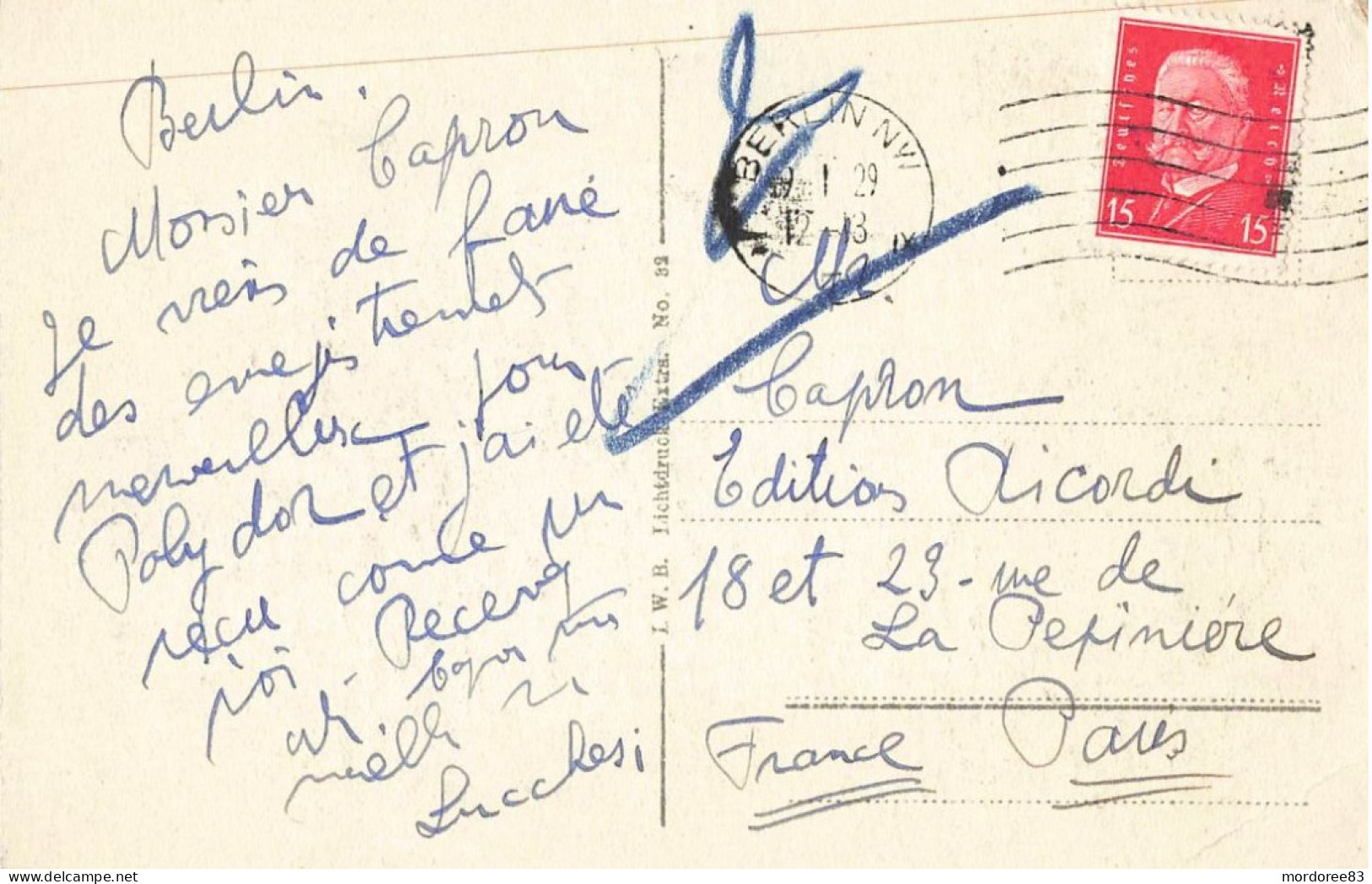 CARTE POSTALE ECRITE PAR JOSE LUCCHESI EN 1929 ( 1897-1989 ) Accordéoniste. Compositeur. Parolier. Chef D'orchestre. - Handtekening