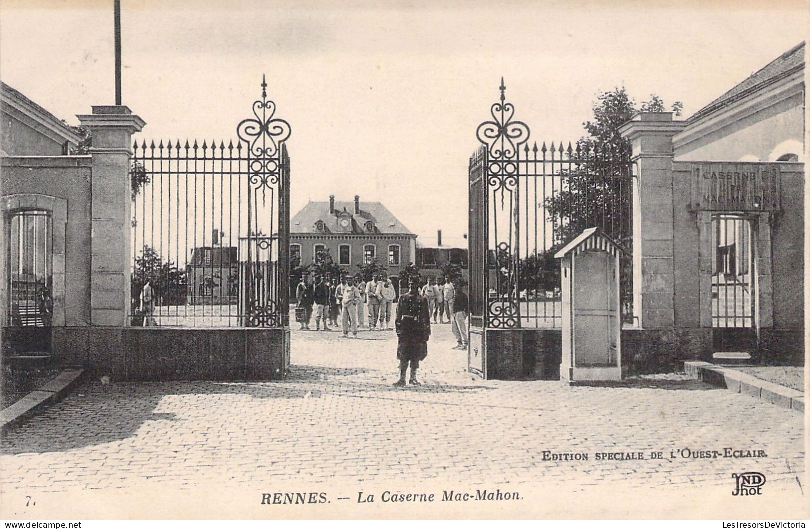 MILITARIA - RENNES - Caserne Mac Mahon - Carte Postale Ancienne - Casernes