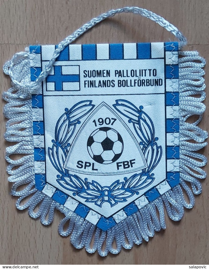 Finland FOOTBALL FEDERATION Suomen Palloliitto  Football Soccer Fussball Calcio PENNANT, SPORTS FLAG ZS 4/19 - Apparel, Souvenirs & Other