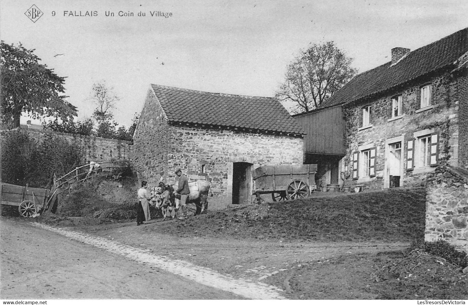 Belgique - Fallais - Un Coin Du Vilage - Edit. St An Belge - Publicté Defawe Dellevaux - Carte Postale Ancienne - Borgworm