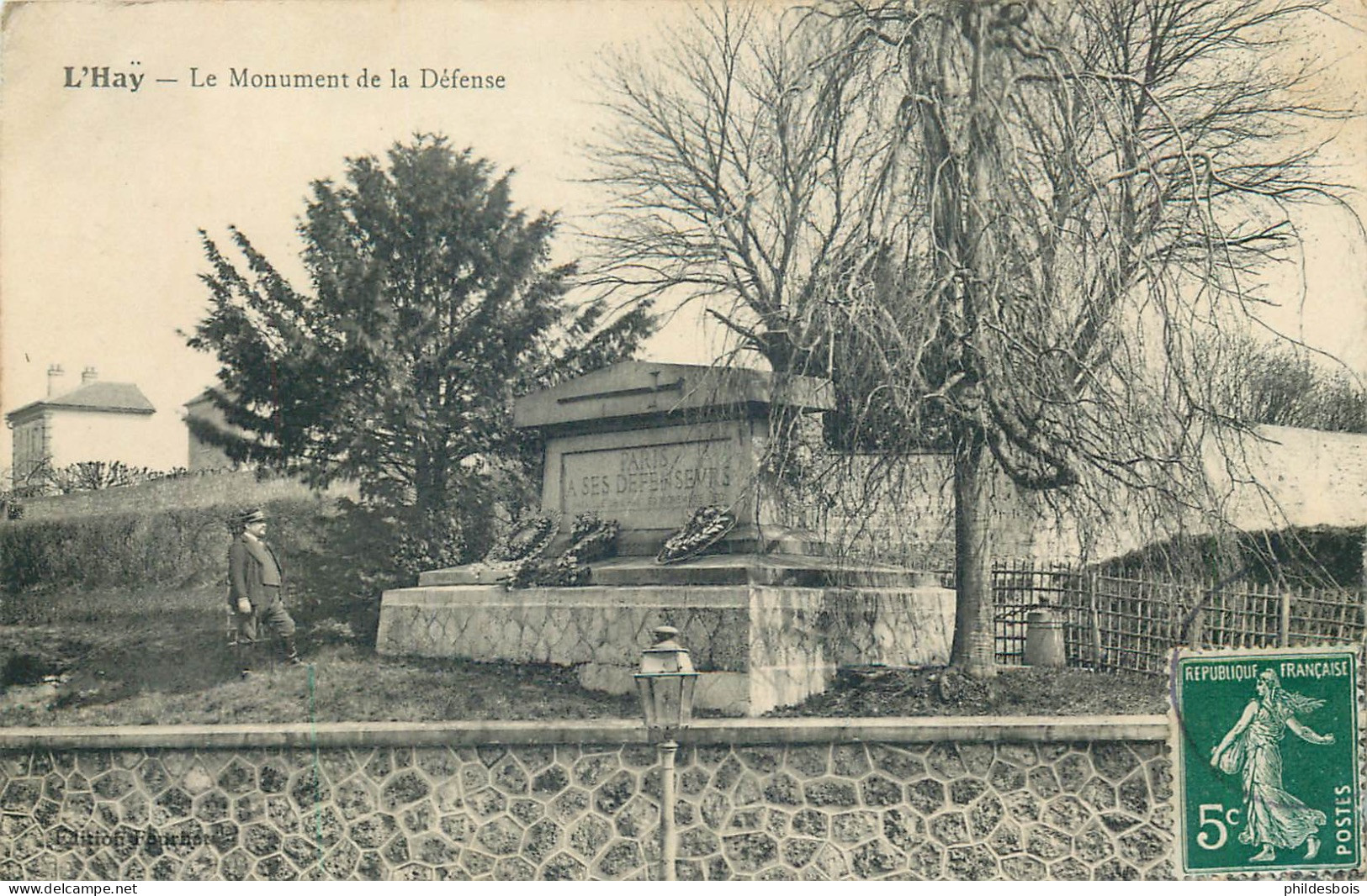 VAL DE MARNE  L'HAY LES ROSES  Le Monument De La Défense - L'Hay Les Roses