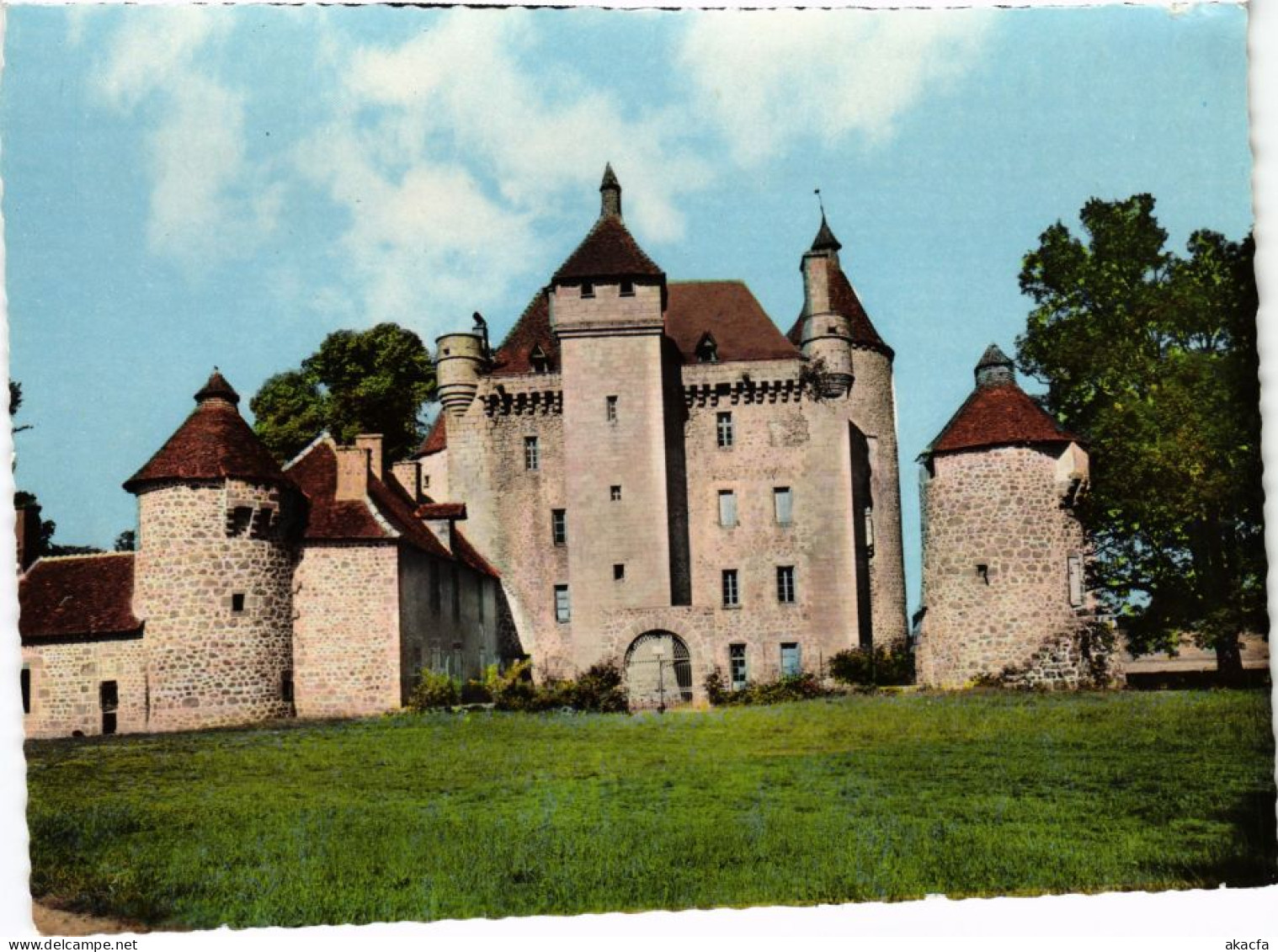 CPM Chenerailles Chateau De Villemonteix (1274188) - Chenerailles