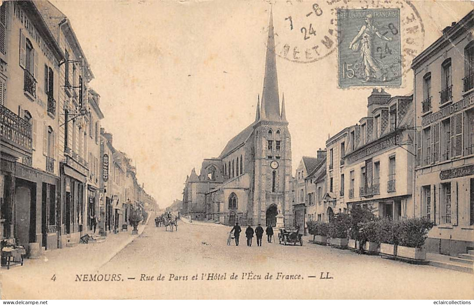 Nemours          77          Rue De Paris Et Hôtel De L'Ecu De France       (voir Scan) - Nemours