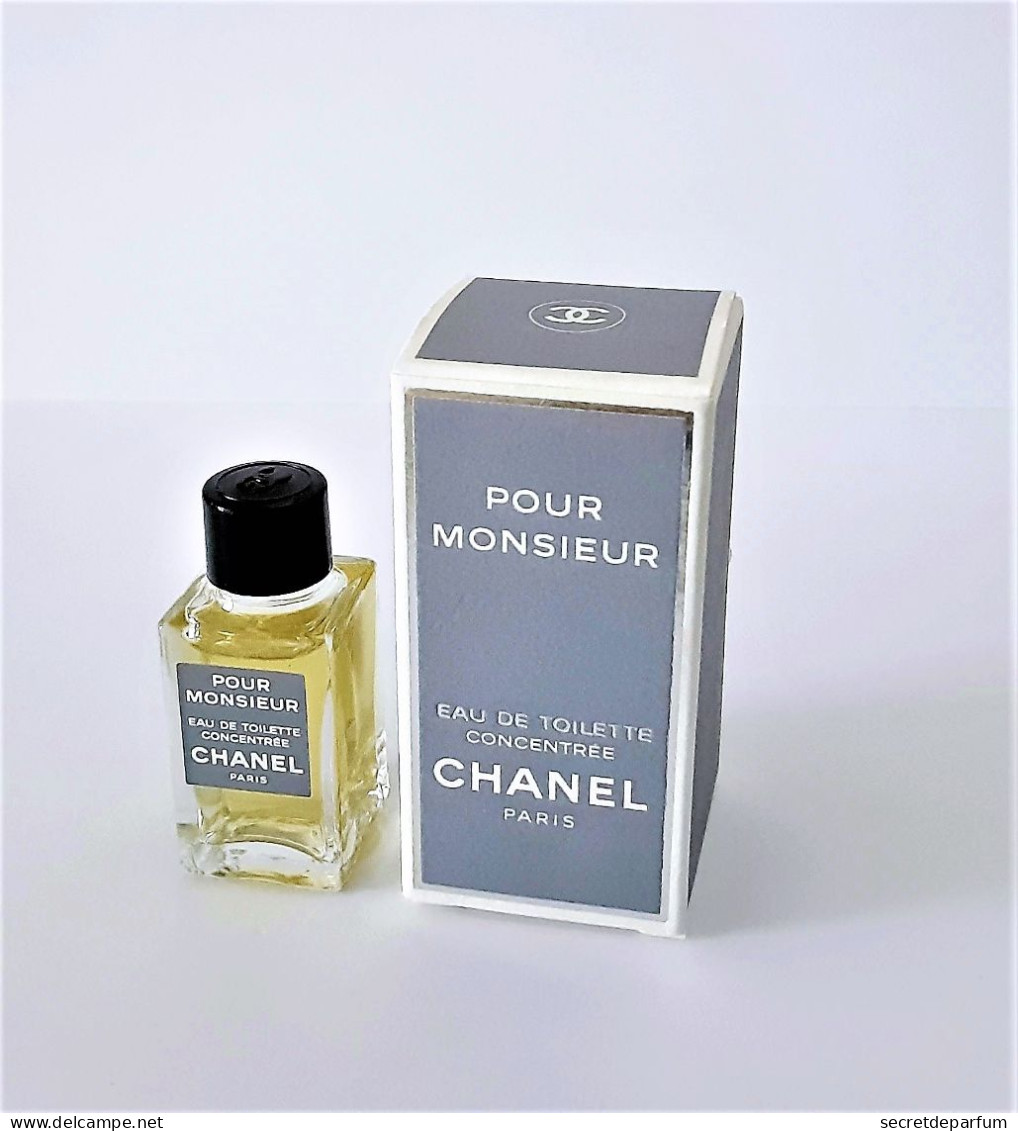 Miniatures De Parfum    POUR  MONSIEUR  De  CHANEL   EDT  Concentrée  4  Ml   + Boite - Miniatures Men's Fragrances (in Box)