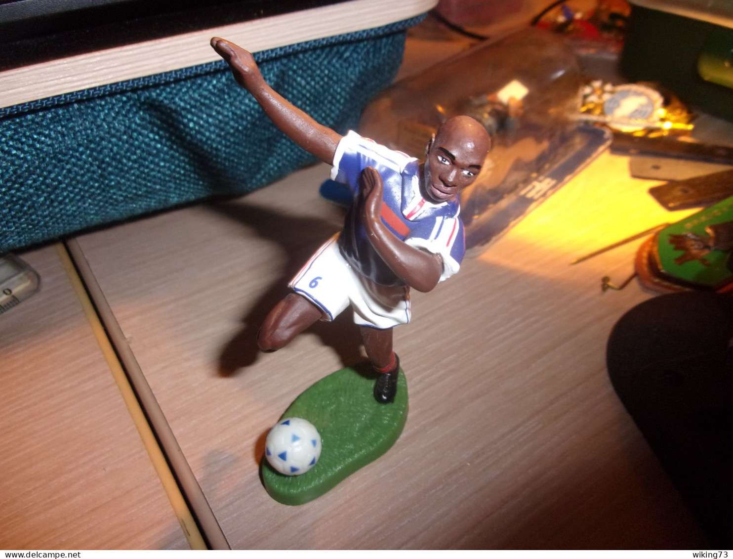 Figurine " MAKELELE " - Starlux - Equipe De France 1998 - Coupe Du Monde - Football - Collection - Starlux