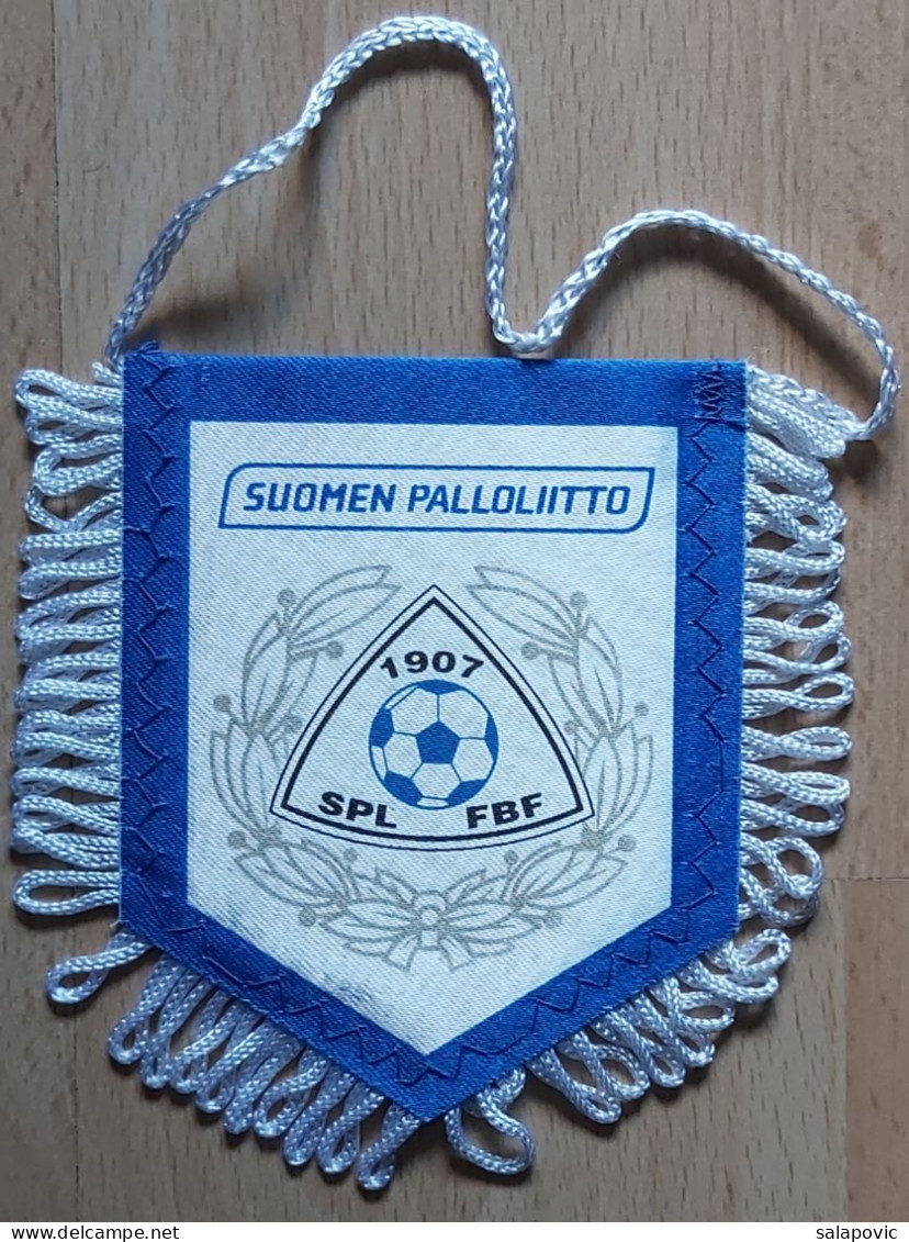 Finland FOOTBALL FEDERATION Suomen Palloliitto Soccer Club Fussball Calcio Futbol Futebol PENNANT, SPORTS FLAG ZS 3/2 - Kleding, Souvenirs & Andere