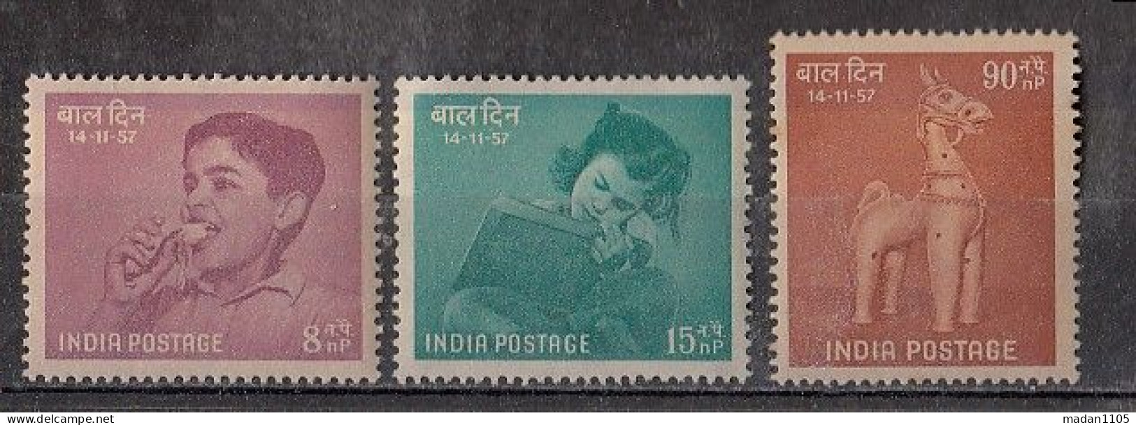 INDIA, 1957, Children's Day LOT Of 10 Sets, Horse, Sets 3 V, Nutrition, Education, Recreation, Childrens,MNH, (**) - Nuevos