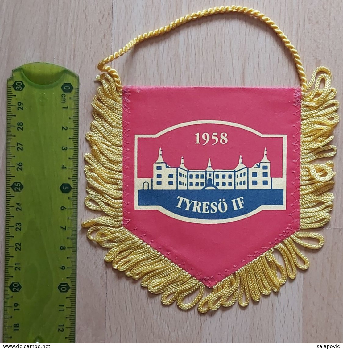 Tyresö IF Sweden Football  Soccer Club Fussball Calcio Futbol Futebol PENNANT, SPORTS FLAG ZS 3/3 - Uniformes Recordatorios & Misc