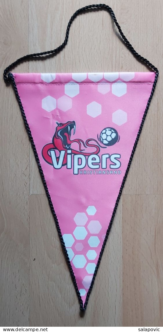 Vipers Kristiansand Norway Handball Club PENNANT, SPORTS FLAG ZS 3/4 - Handbal