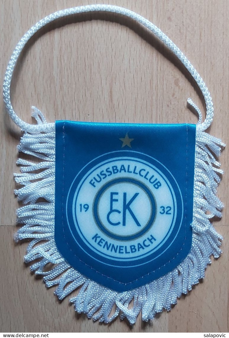 FC Kennelbach Austria Football soccer Fussball Calcio Futebol  PENNANT, SPORTS FLAG ZS 3/4 - Habillement, Souvenirs & Autres