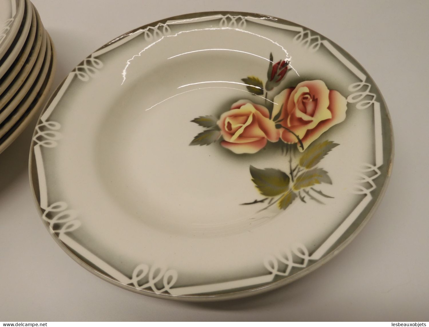 -8 ASSIETTES DEMI CREUSES CERAMIQUE DIGOIN Modèle ADELE Roses Jaune Orangé    E - Digoin (FRA)