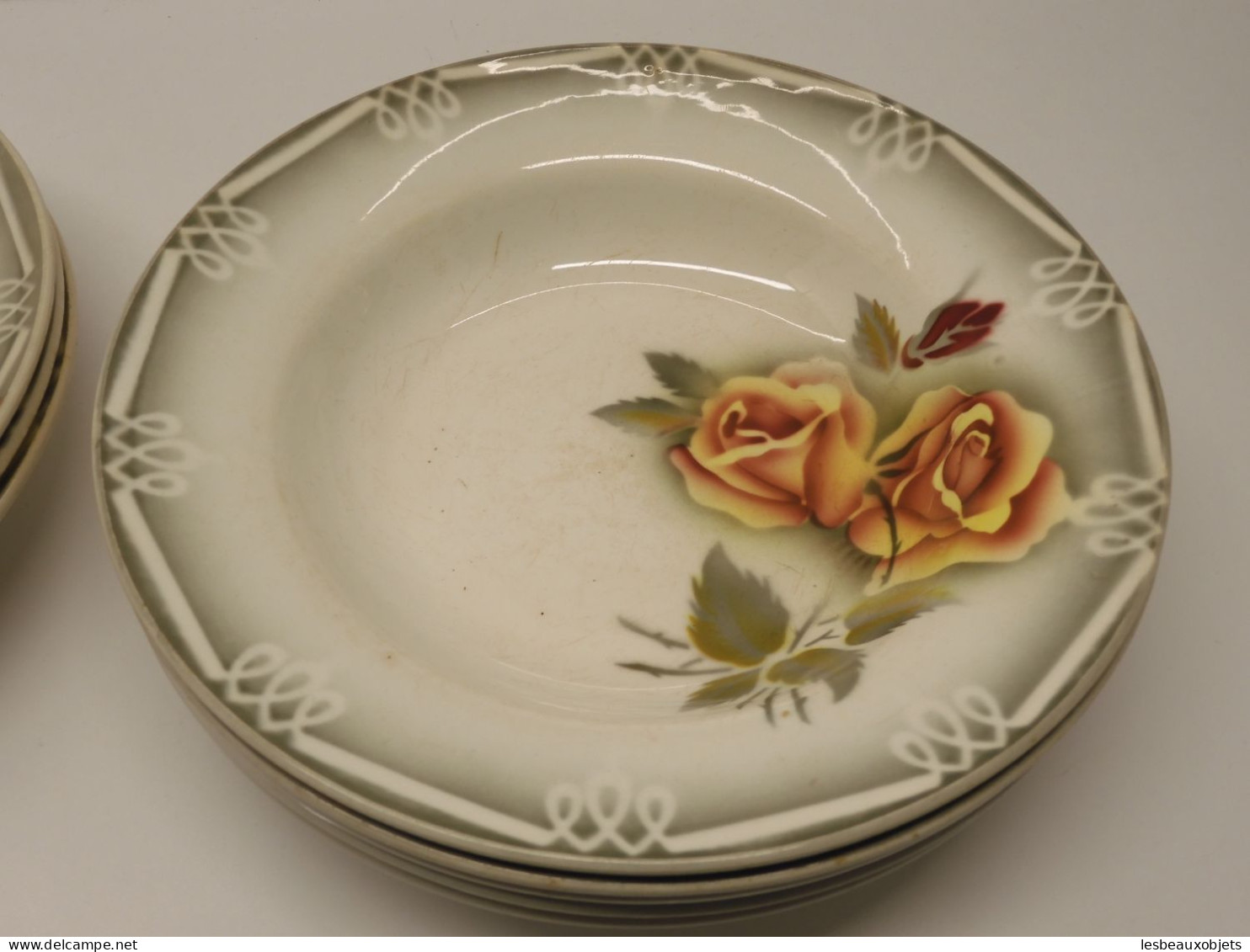 -8 ASSIETTES DEMI CREUSES CERAMIQUE DIGOIN modèle ADELE Roses jaune orangé    E