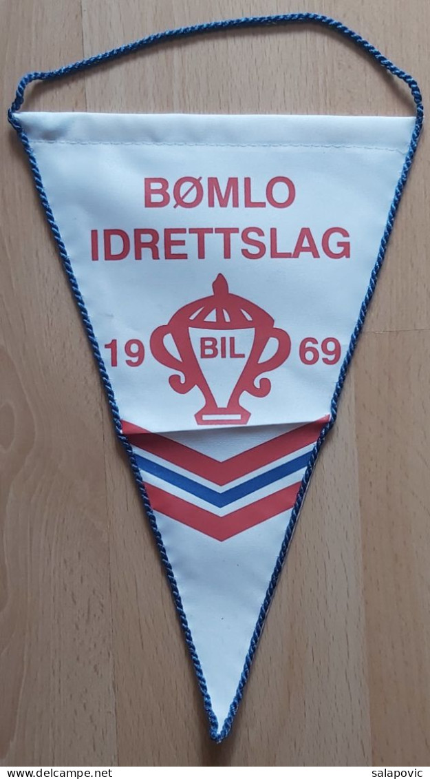 Bømlo Idrettslag Norway Football club soccer Fussball Calcio Futebol  PENNANT, SPORTS FLAG ZS 3/6 - Abbigliamento, Souvenirs & Varie