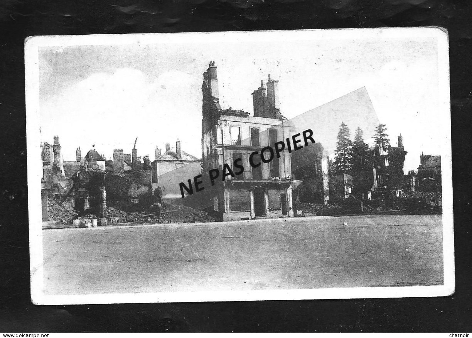 Place De L Hotel De Ville  15 Juin 1940 - Chatillon Sur Seine