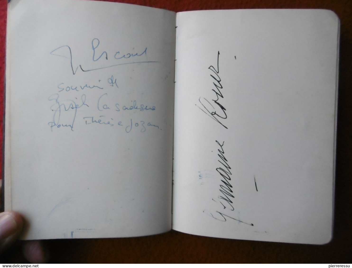 LIVRE D OR AUTOGRAPHES DONT COCTEAU ET AUTRES MANUSCRITS DESSINS RRRRRRRRRR