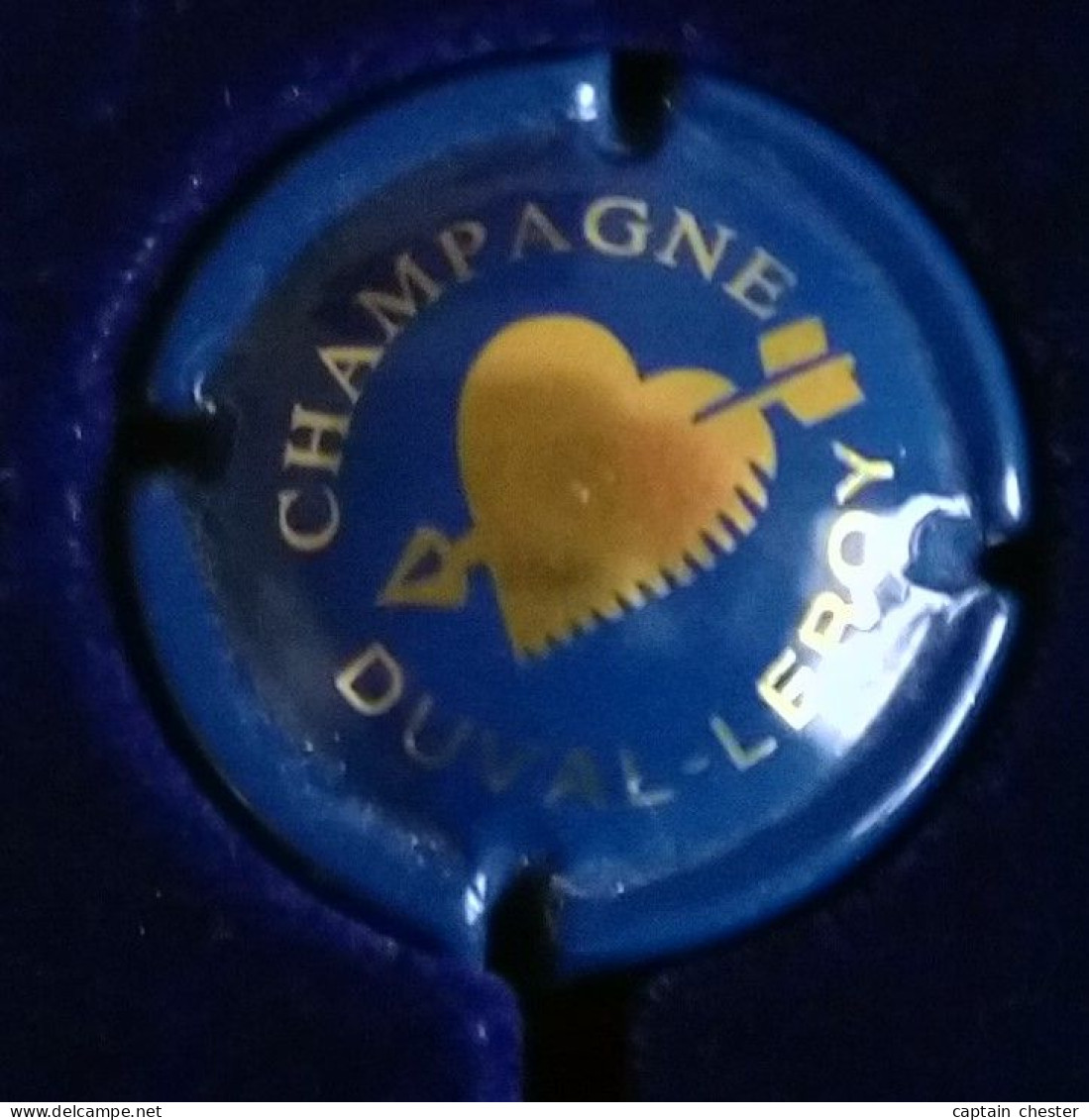 PLAQUE DE MUSELET DE CHAMPAGNE " DUVAL LEROY N° 28 COEUR STRIE " - Duval-Leroy