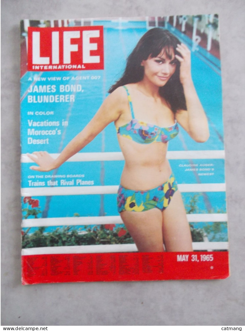 CLAUDINE AUGER JAMES BOND LIFE 1965 - Other & Unclassified