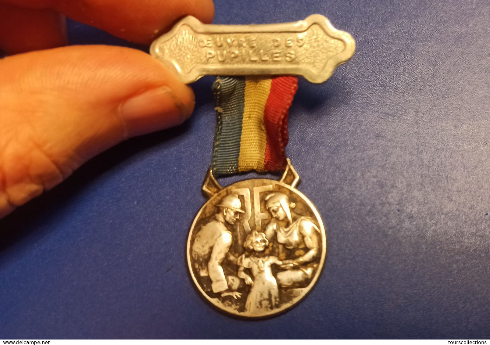 Médaille De 1937 Oeuvre Des Pupilles Des Sapeurs Pompiers De France - Pompier - Graveur P. Bouvier - Pompieri